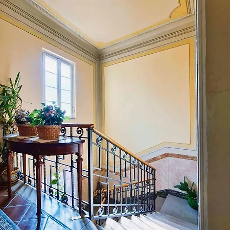 Casa Rosa, Palazzo D'epoca Centro
